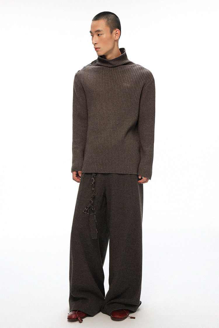 "Retro Ode" side open turtleneck sweater