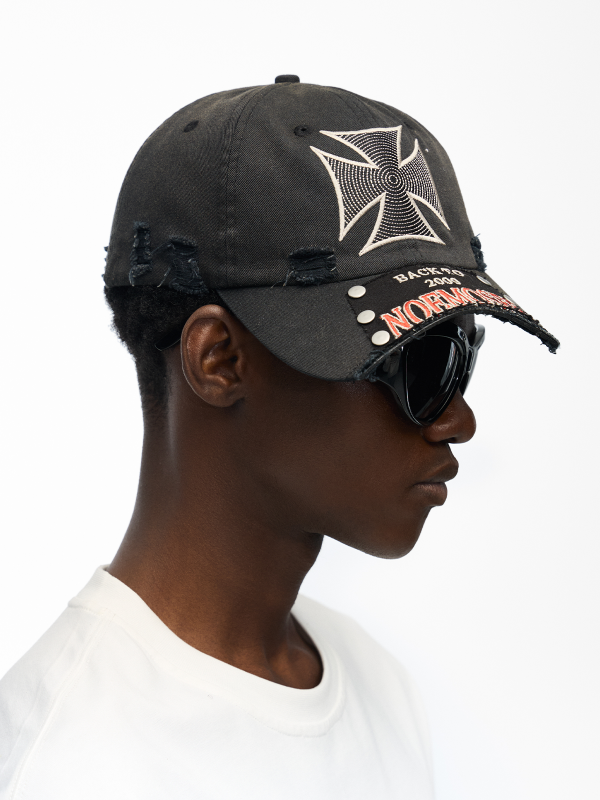 NoEmosen  iron cross studs cap