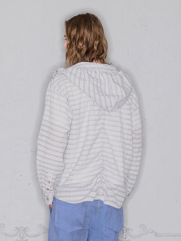 Wrinkled strip multi-form print hooded shirt