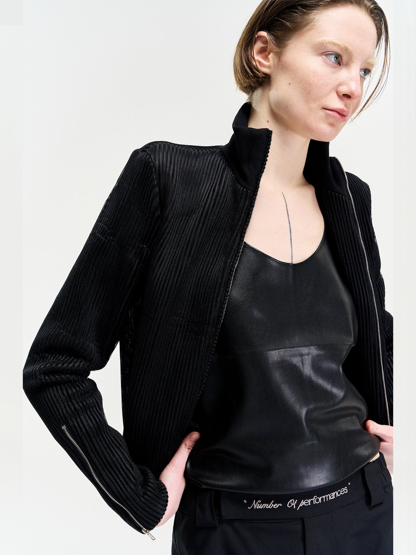 Pit strip hump shoulder jacket