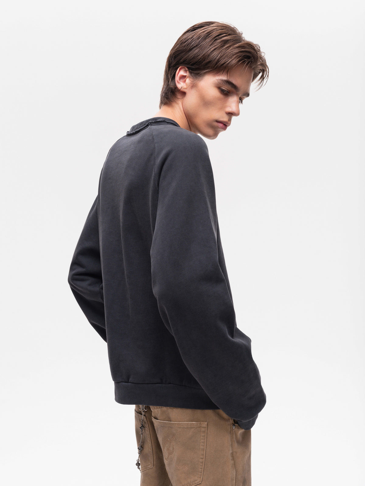 SPLIT NECK Sweatshirt