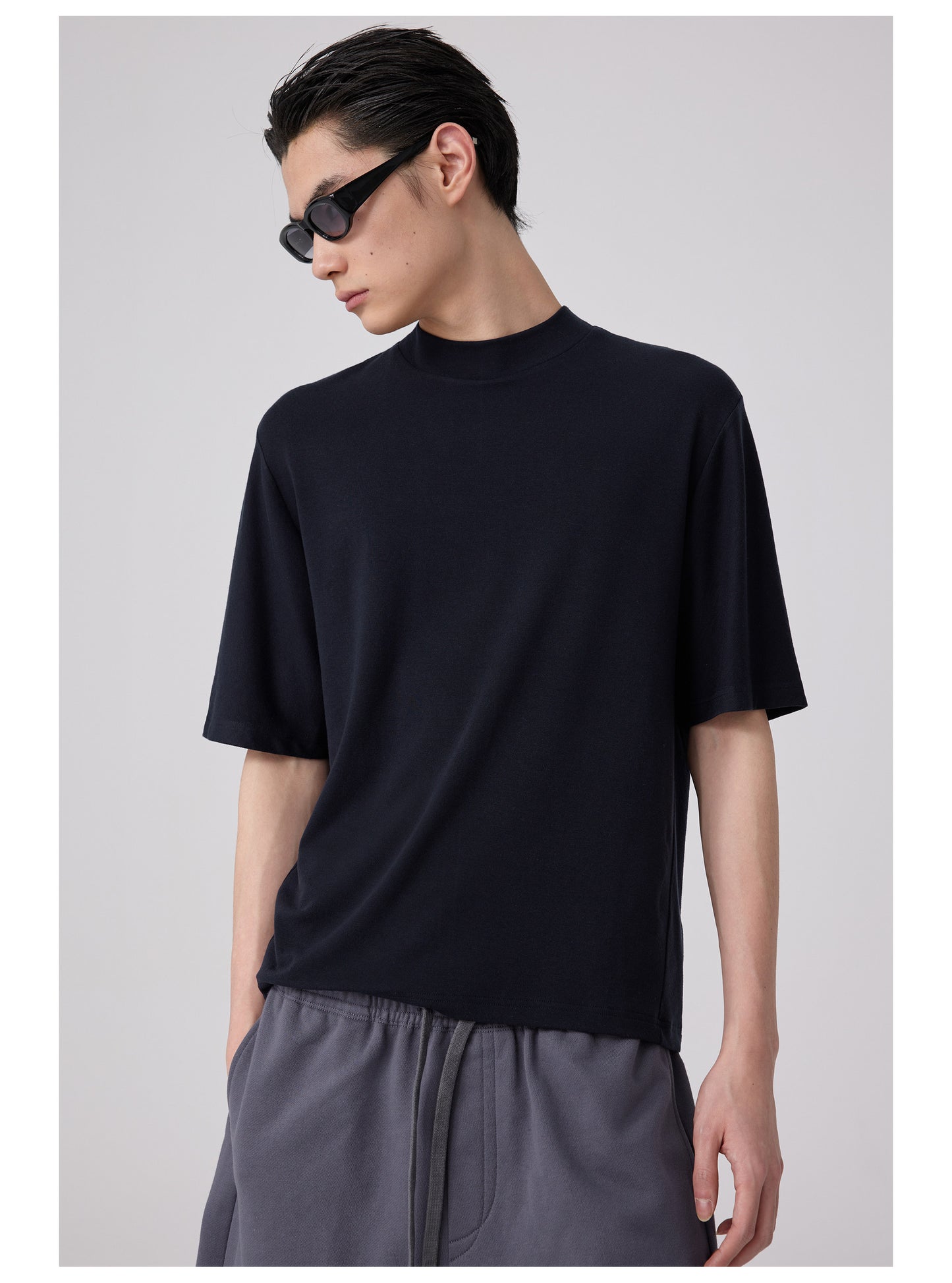 Mock Neck slim fit T-Shirt