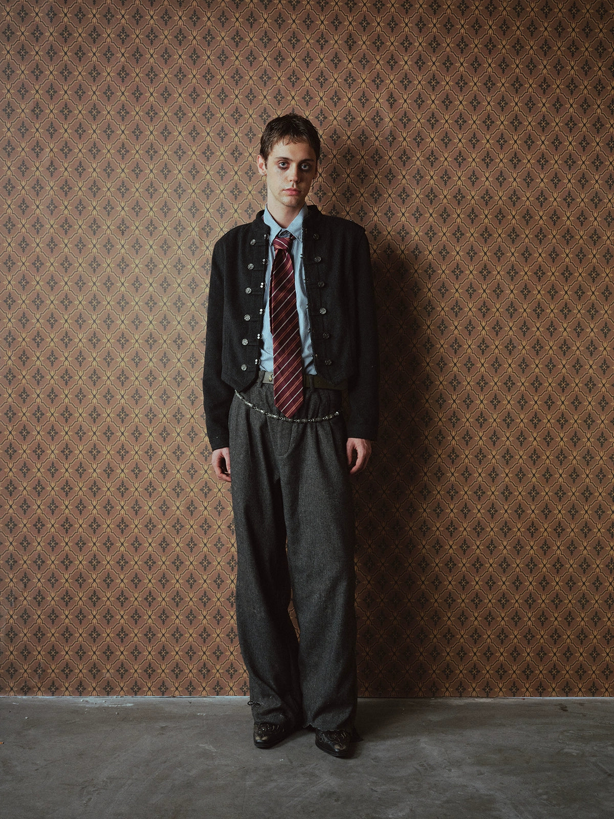 Velvey Napoleon Buttoned Cropped Jacket