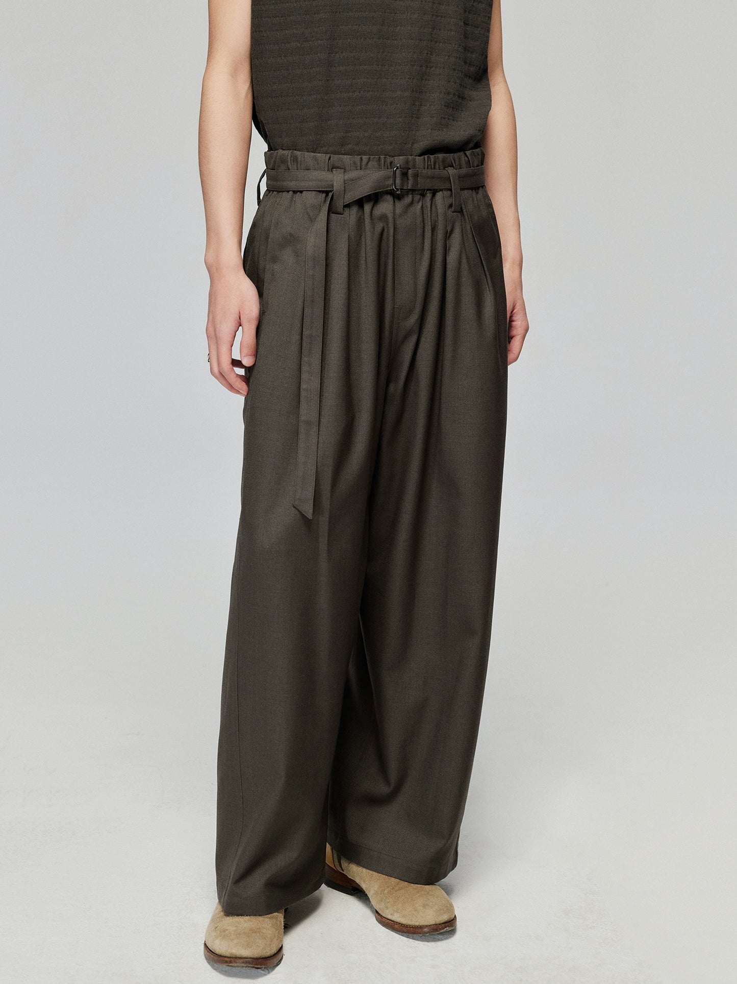 Waistband straight-leg trousers