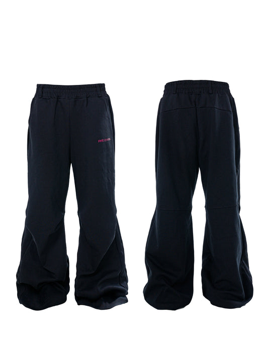 BLACK LOOSE BOOTCUT PLEATED SWEATPANTS