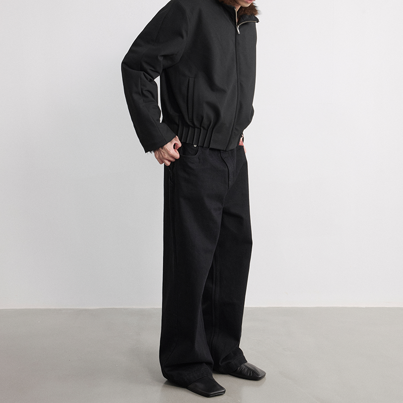 Slip Pocket Straight Jeans