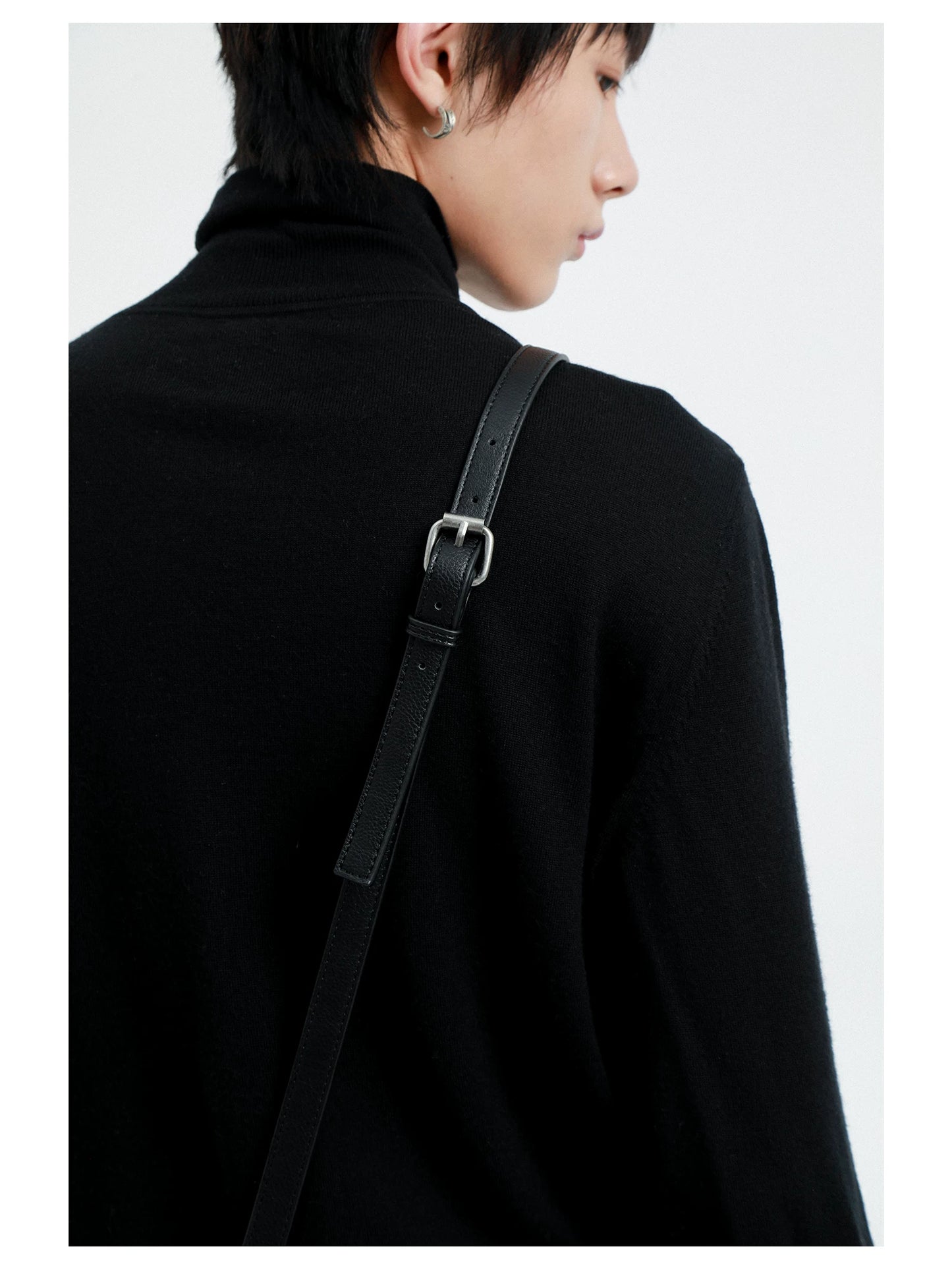 Handmade stud pattern shoulder bag