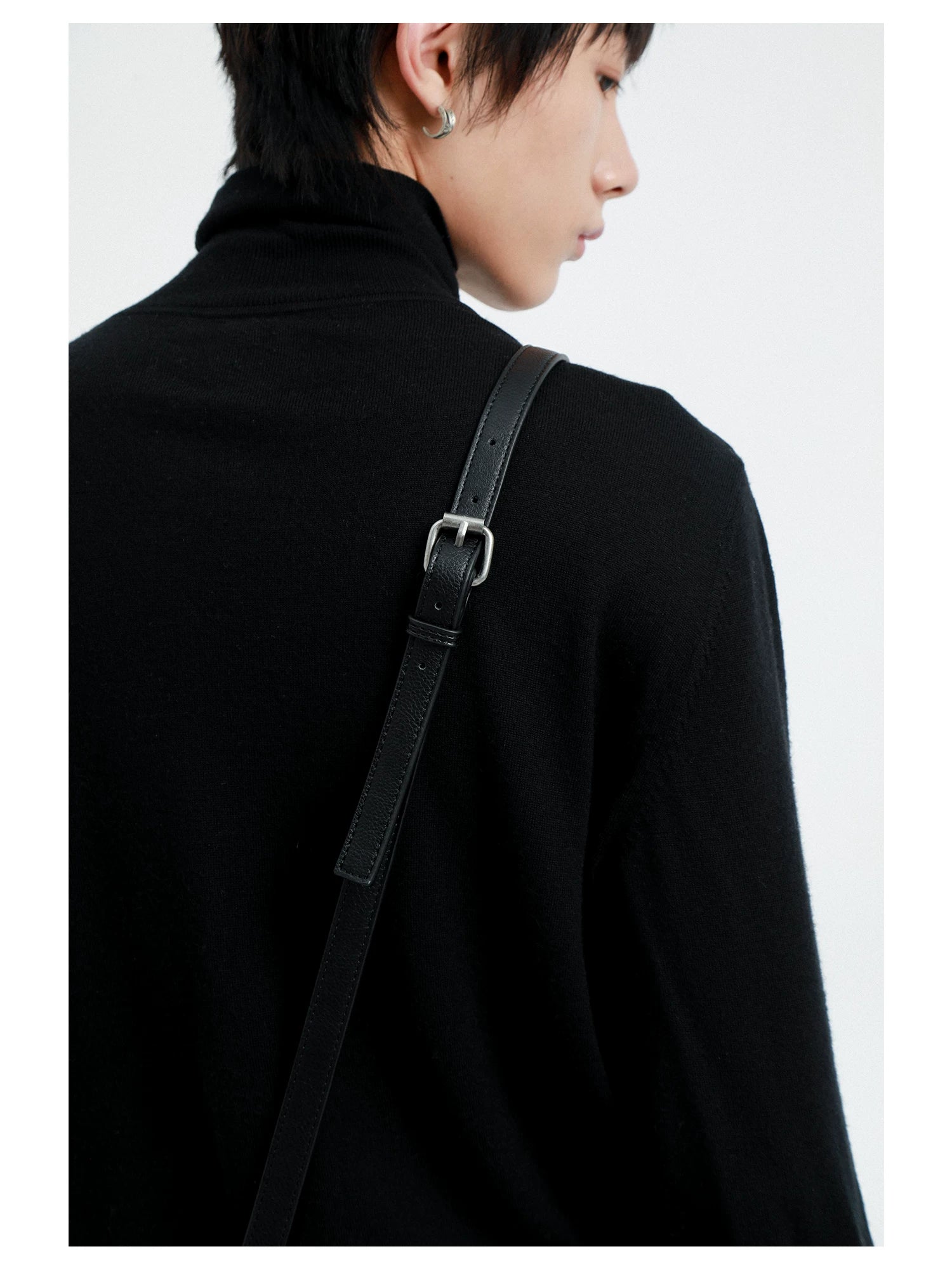 Handmade stud pattern shoulder bag