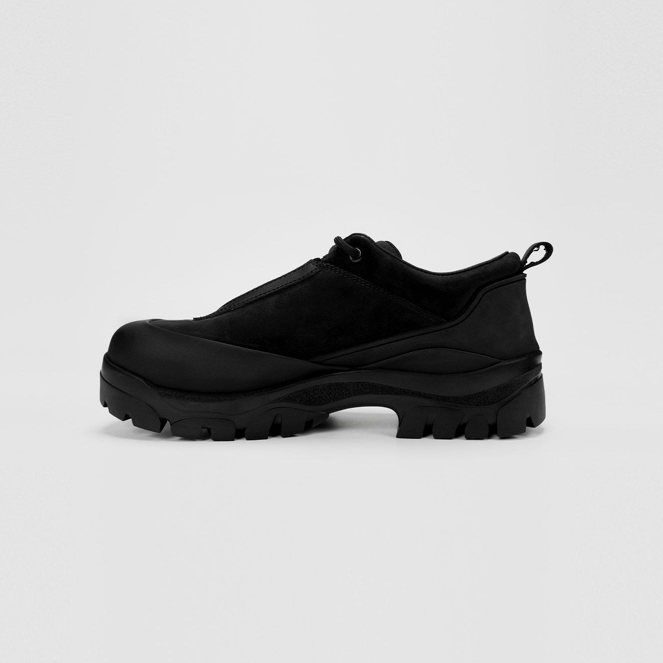 Streamline V-sole retro shoes
