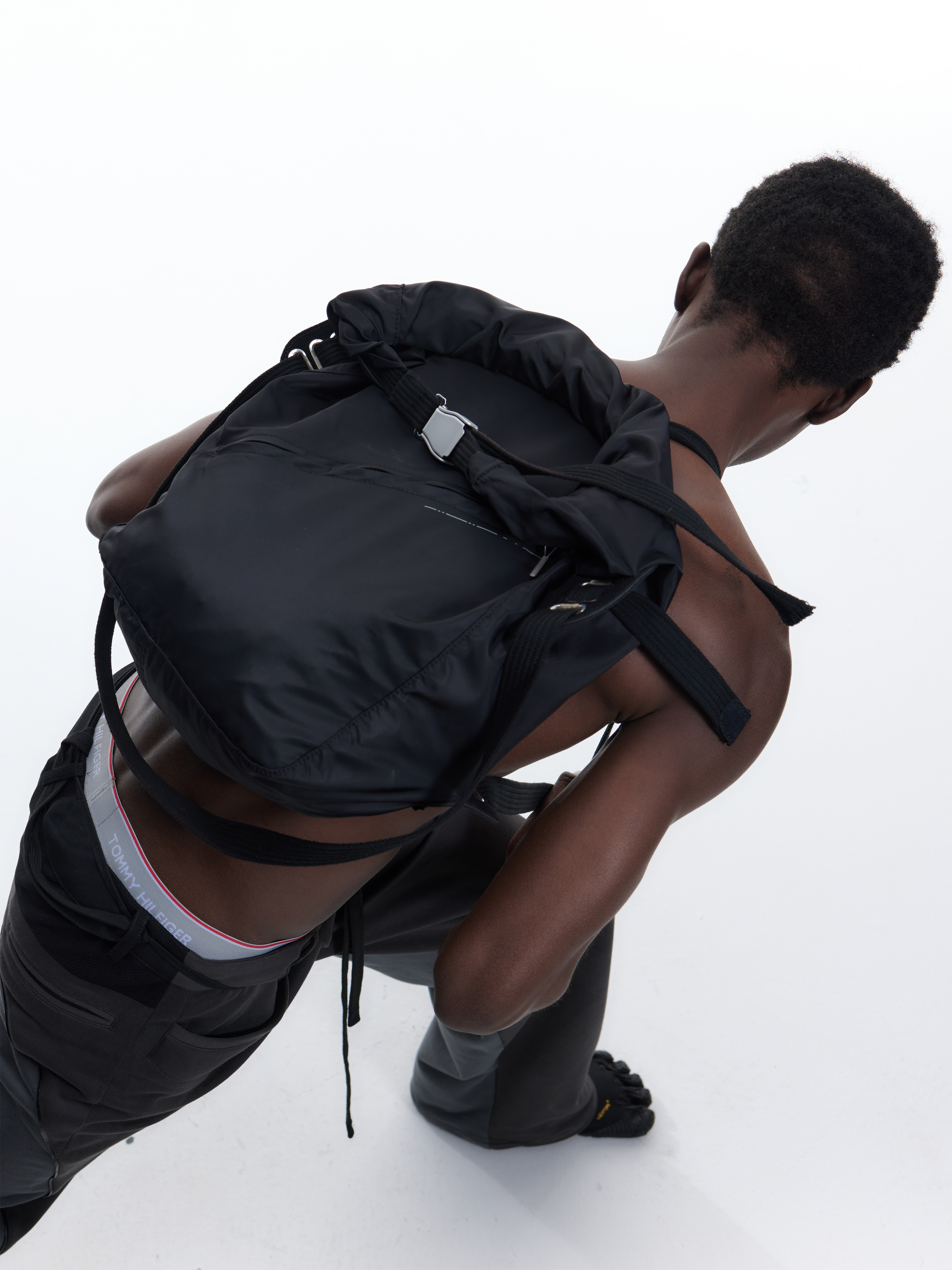 BEVAN UP Magnetic nylon bag