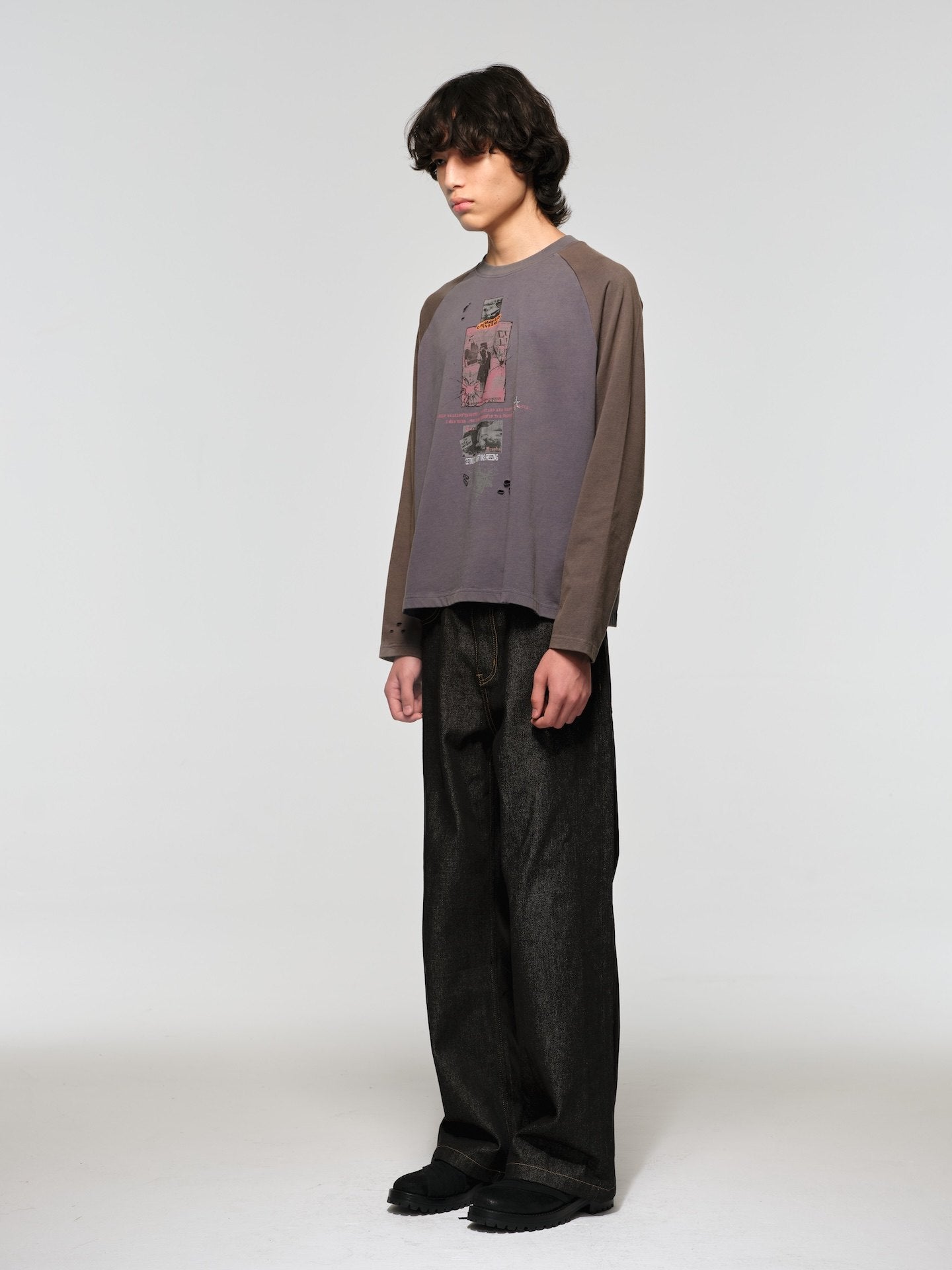 BETRAYAL* distressed wash long sleeve t-shirt