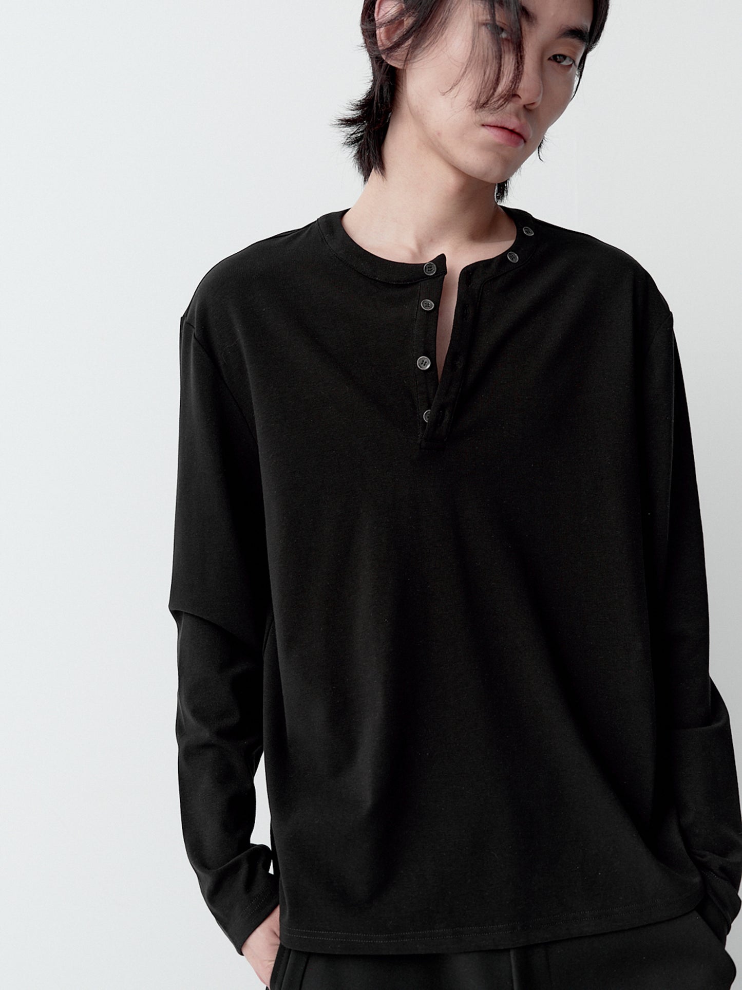 Henry collar asymmetrical long-sleeve T-shirt