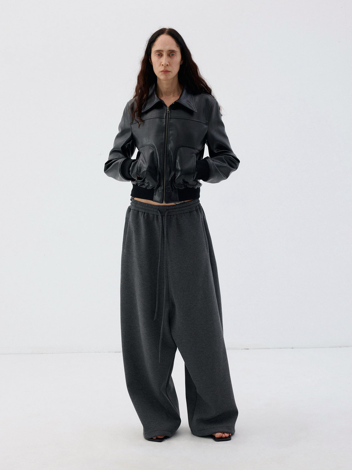 Dropped straight sweatpants