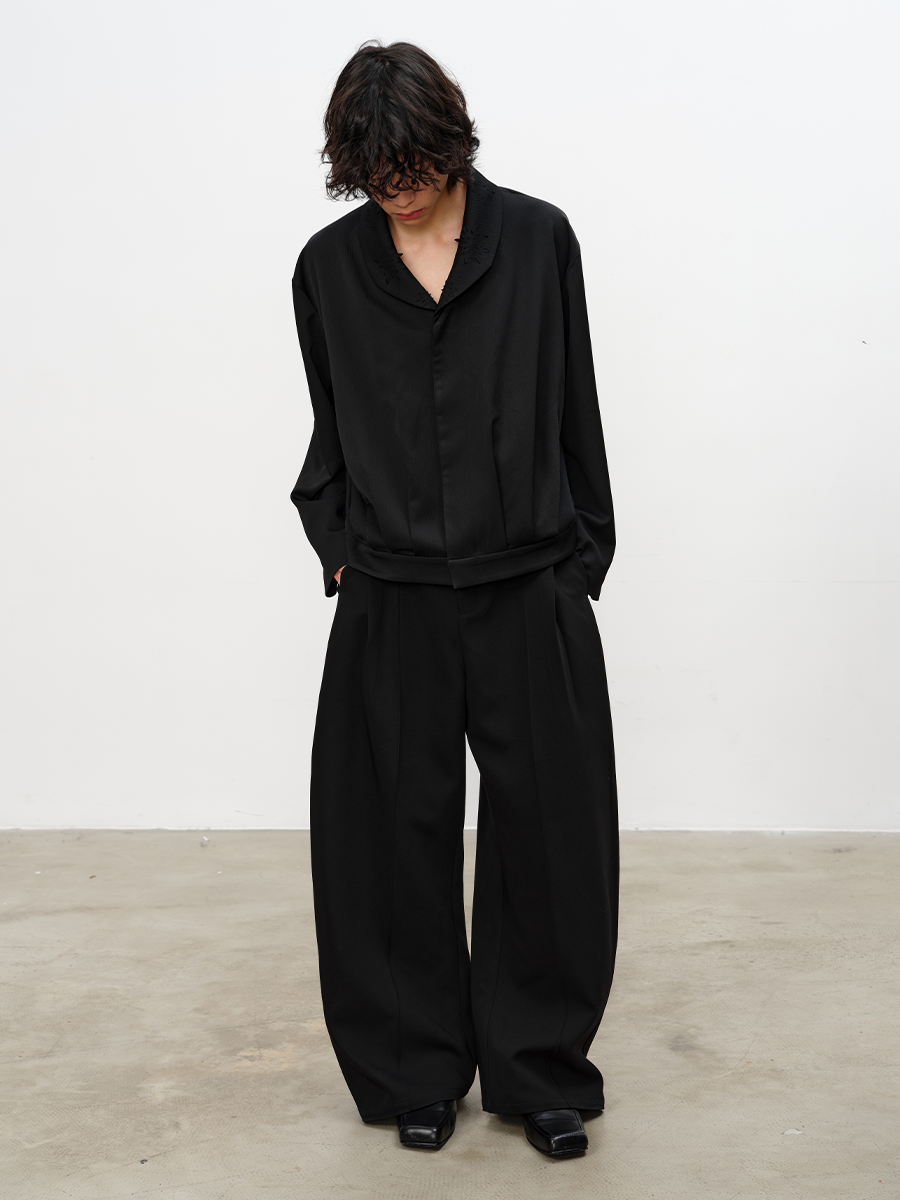 Carved Collar Pleated Jacket