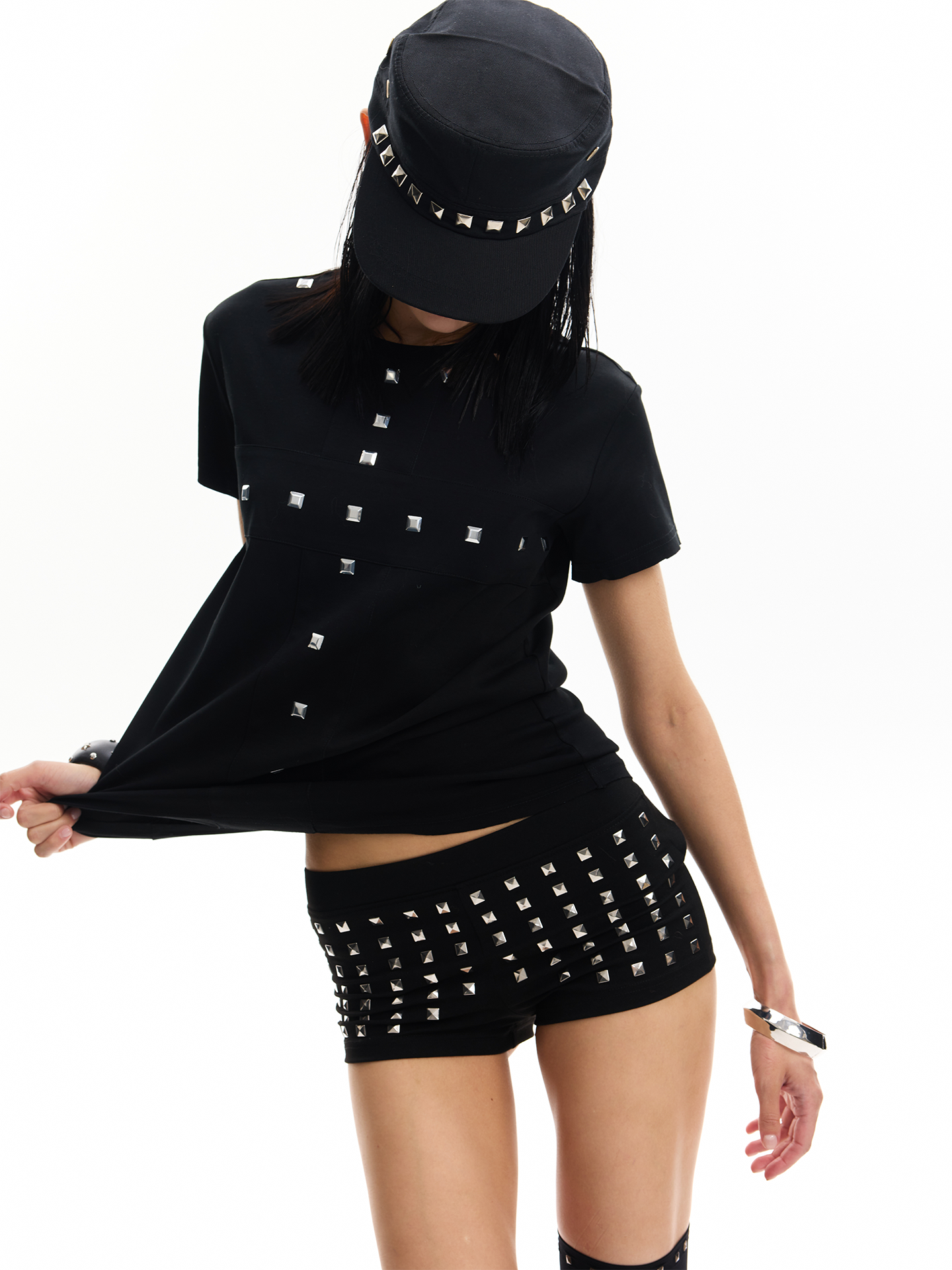 Cross stud slim short sleeve T-shirt