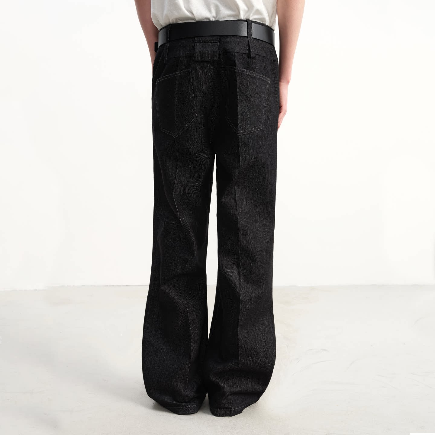 Double-waisted raw cow bootcut jeans