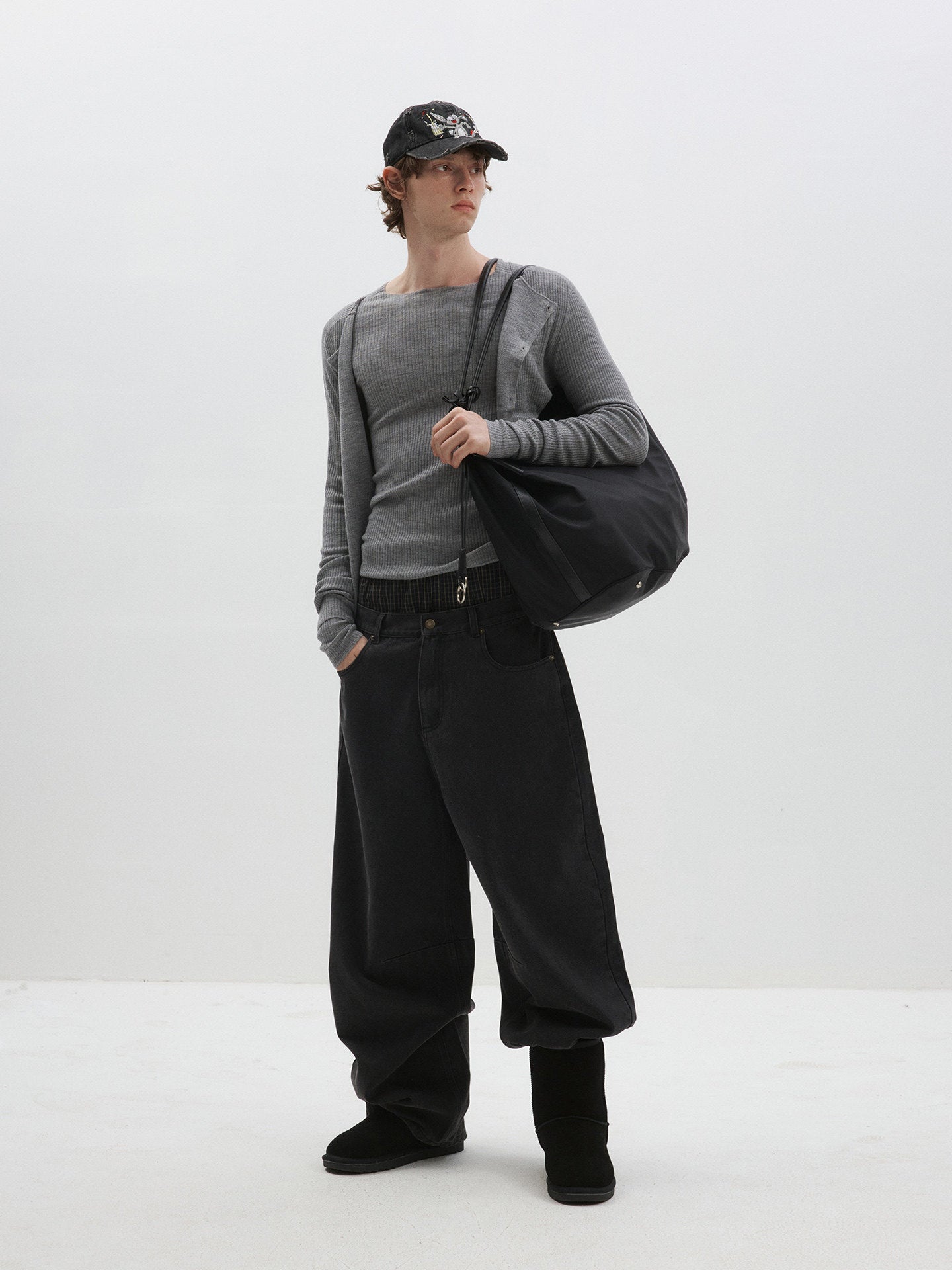 Layered crew neck long sleeve T-shirt