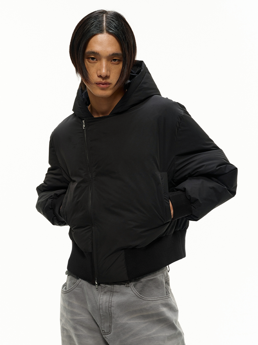 Diagonal hooded duck down jacket