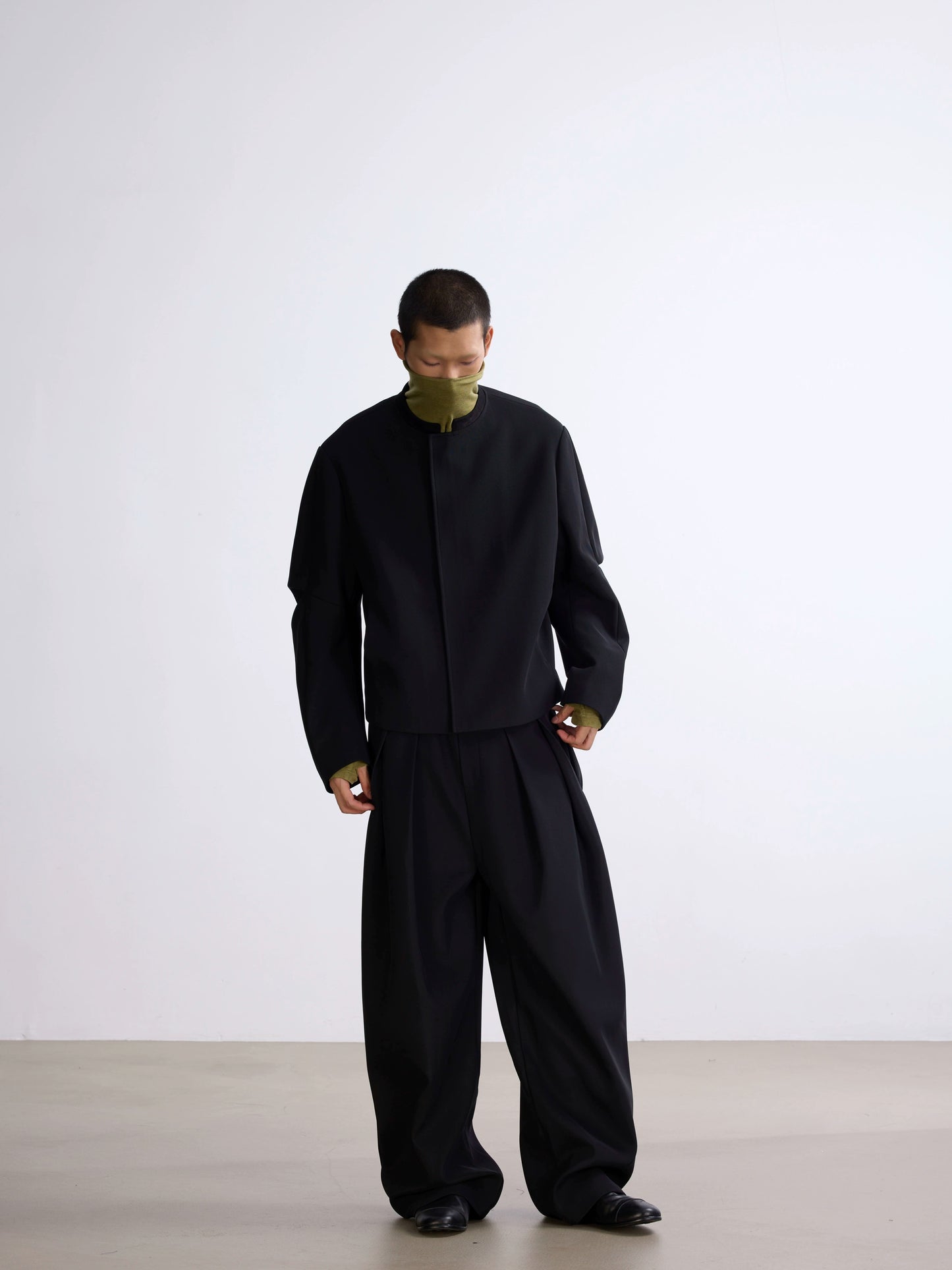 3D cut sweatpants trouser S09