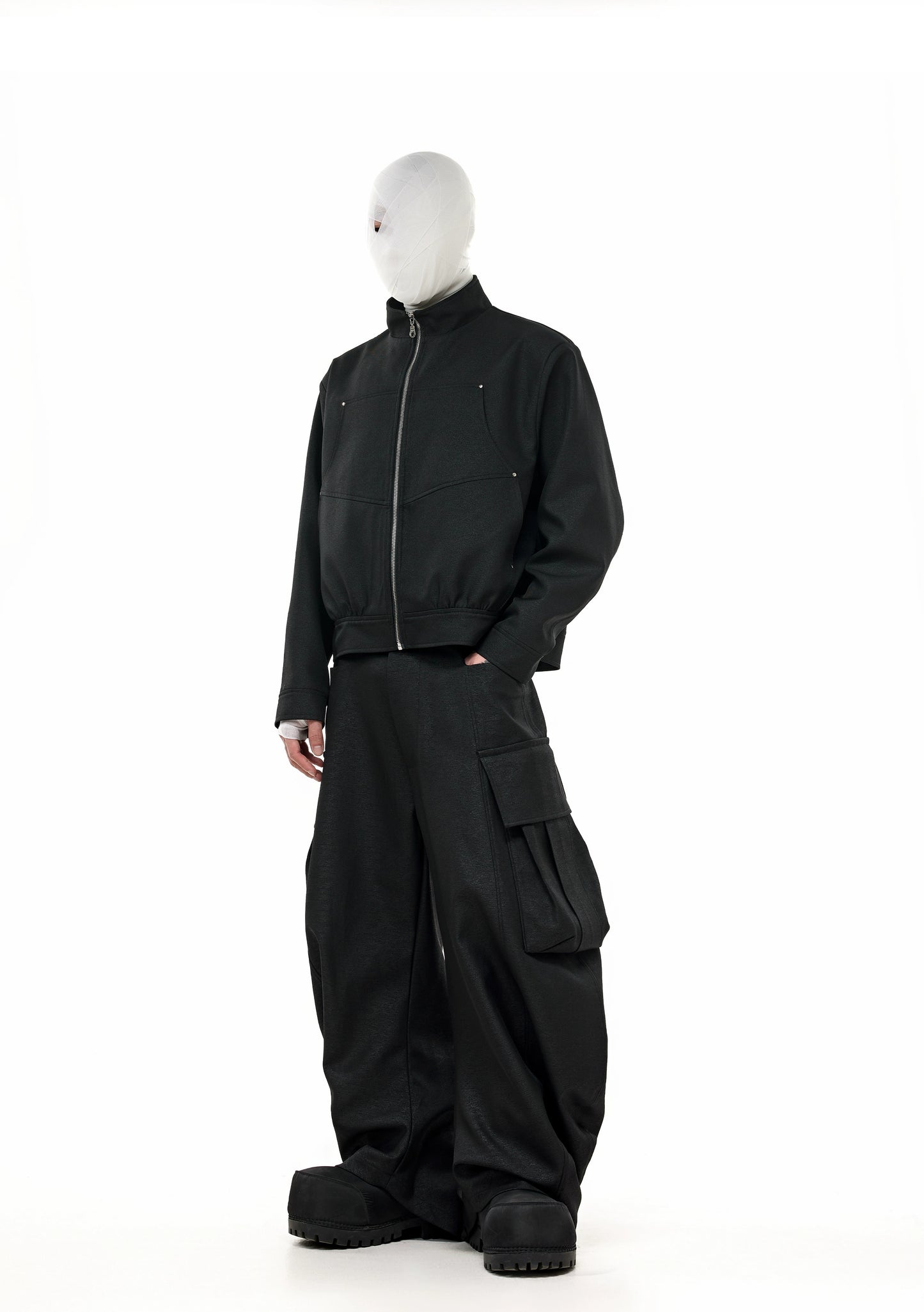 Large Pocket Draped Trouser