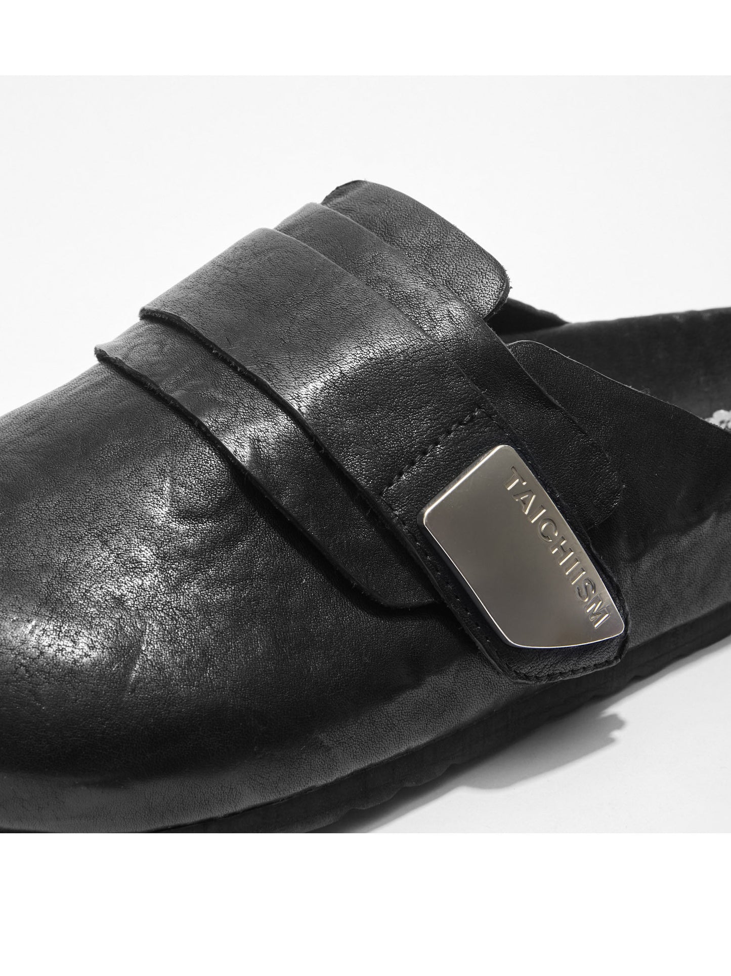 Washed leather mule