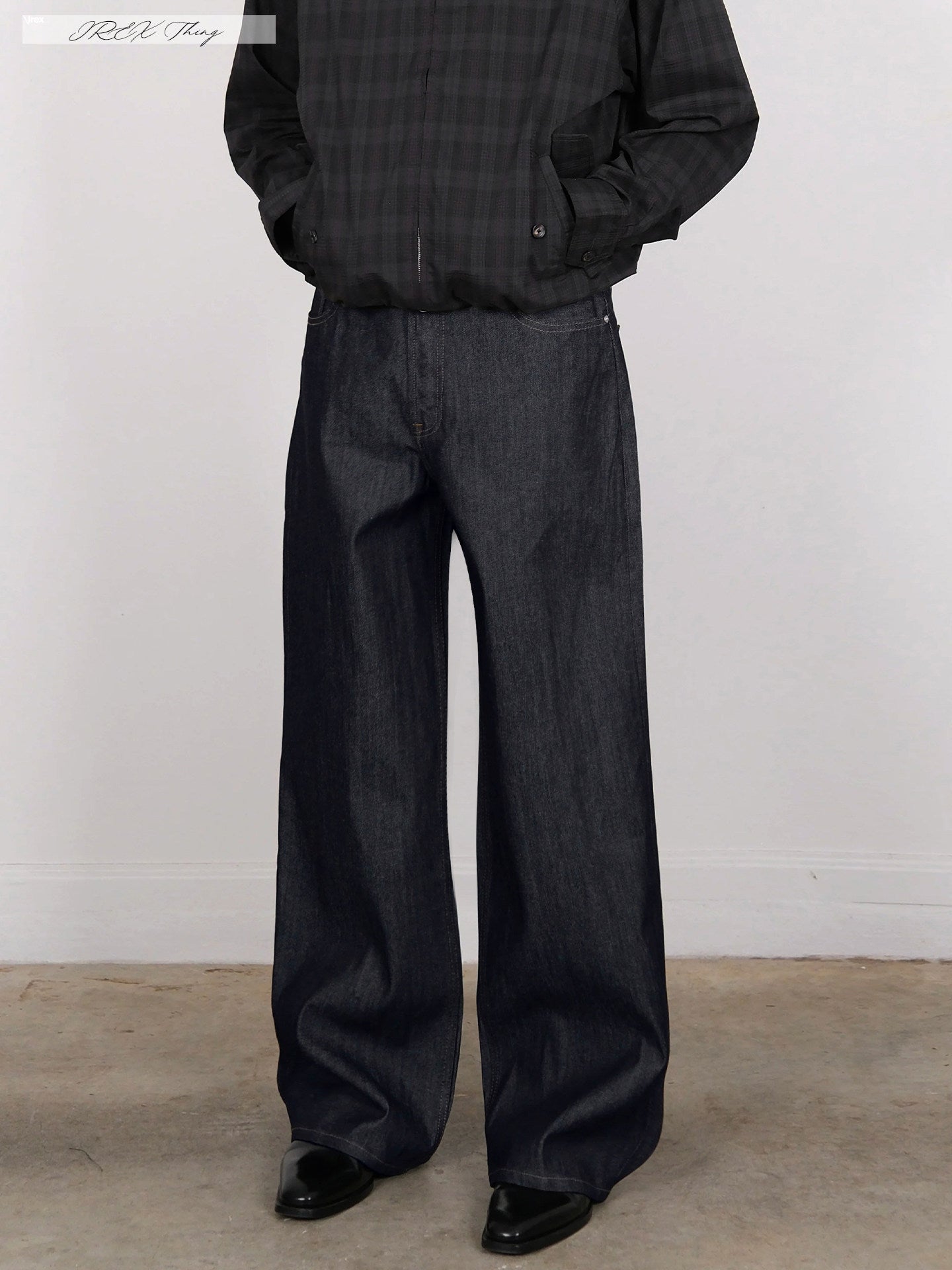 Okayama raw cow loose straight jeans