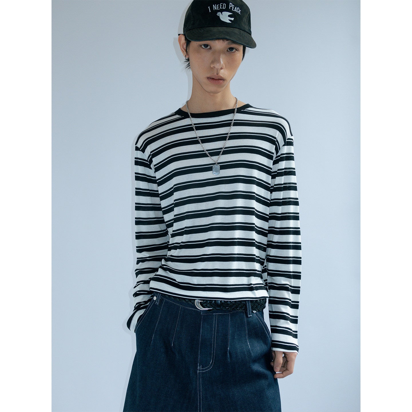 Wide neck striped long-sleeved T-shirt
