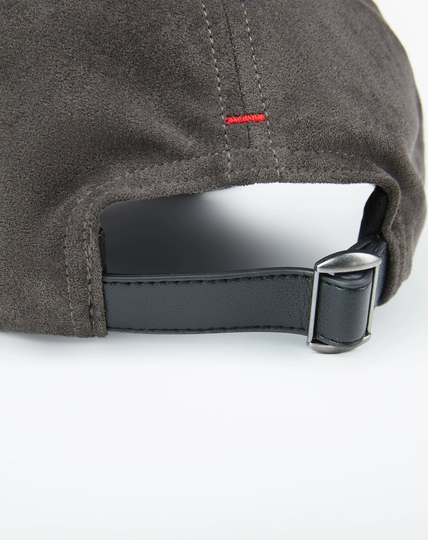 NOUVEAU PROJECT Suede Plush Duckbill Cap