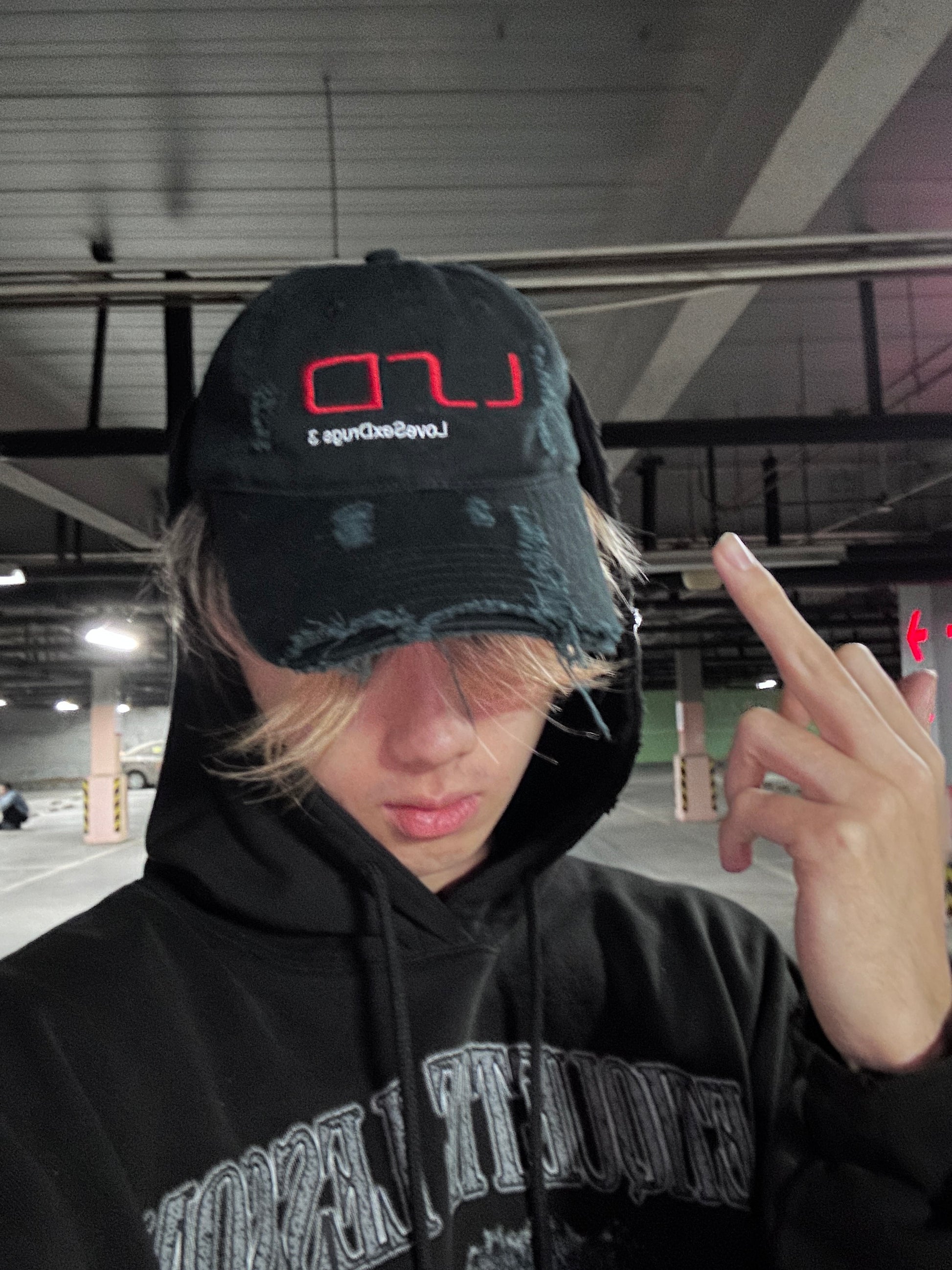 DISTRESSED WASHED BLACK HEAVILY EMBROIDERED LSD CAP