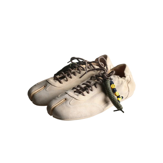 khaki soft cowhide tabi sneakers
