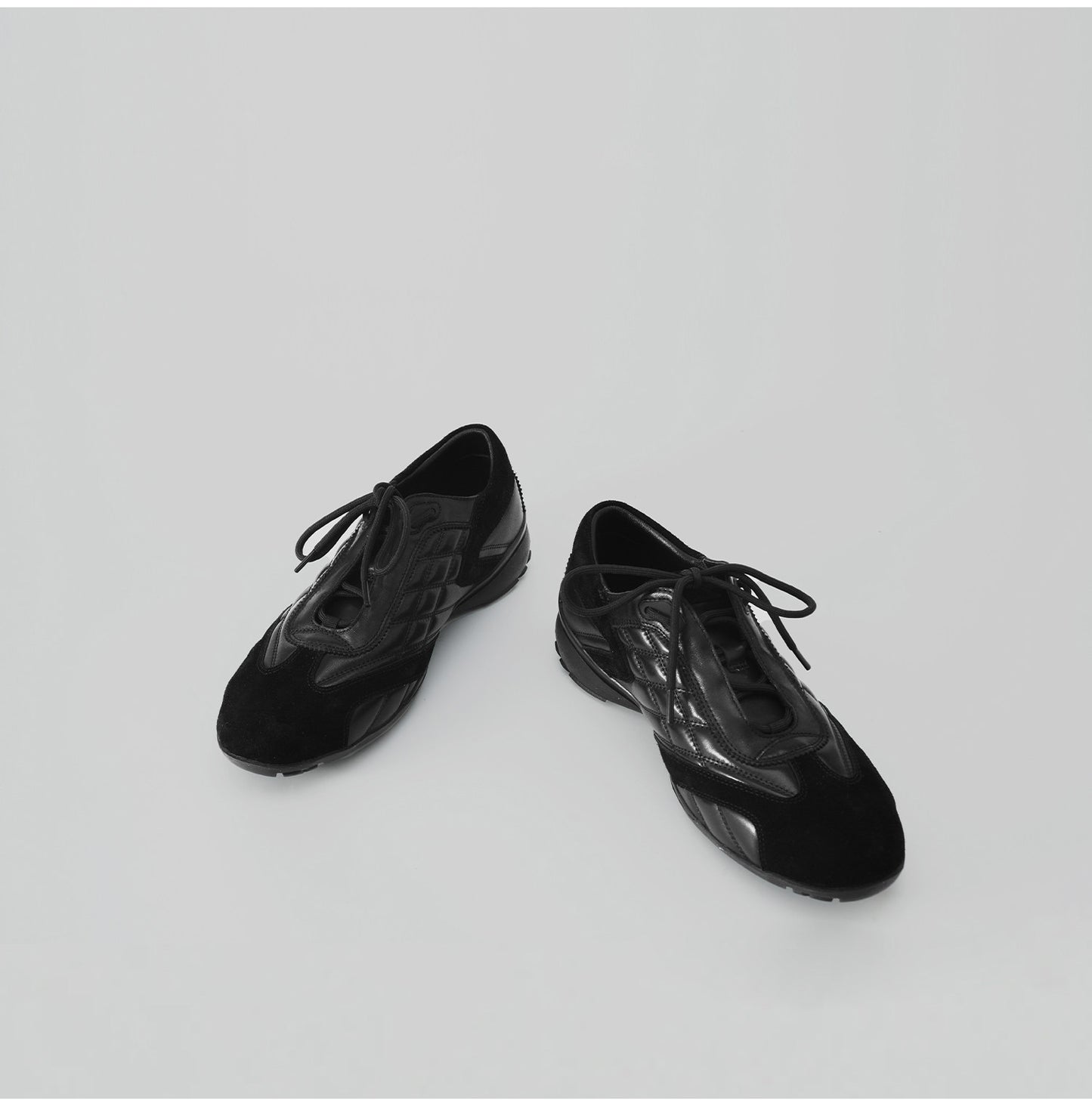 Flat German training racing shoes