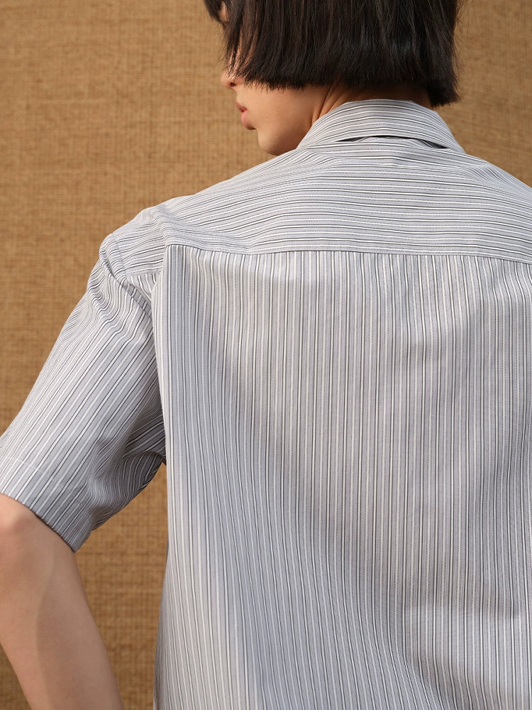 Curved Stripe Short Sleeve Shirt