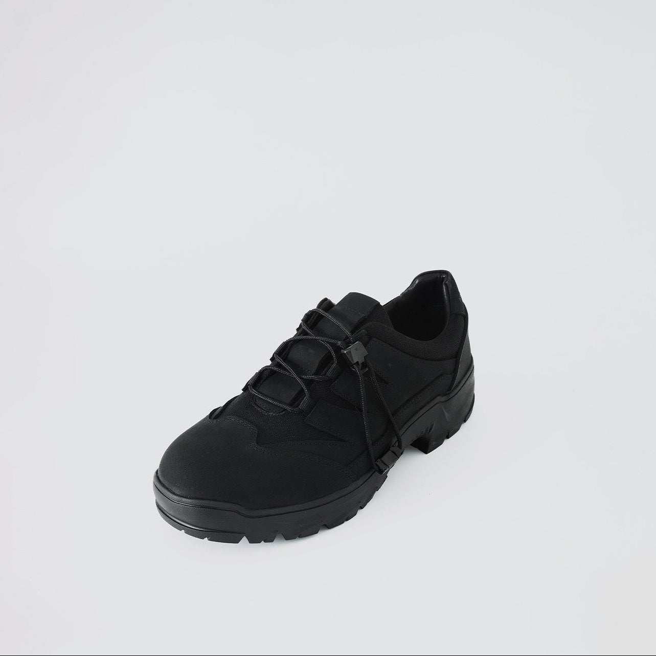 Sentinel waterproof low-top sneaker