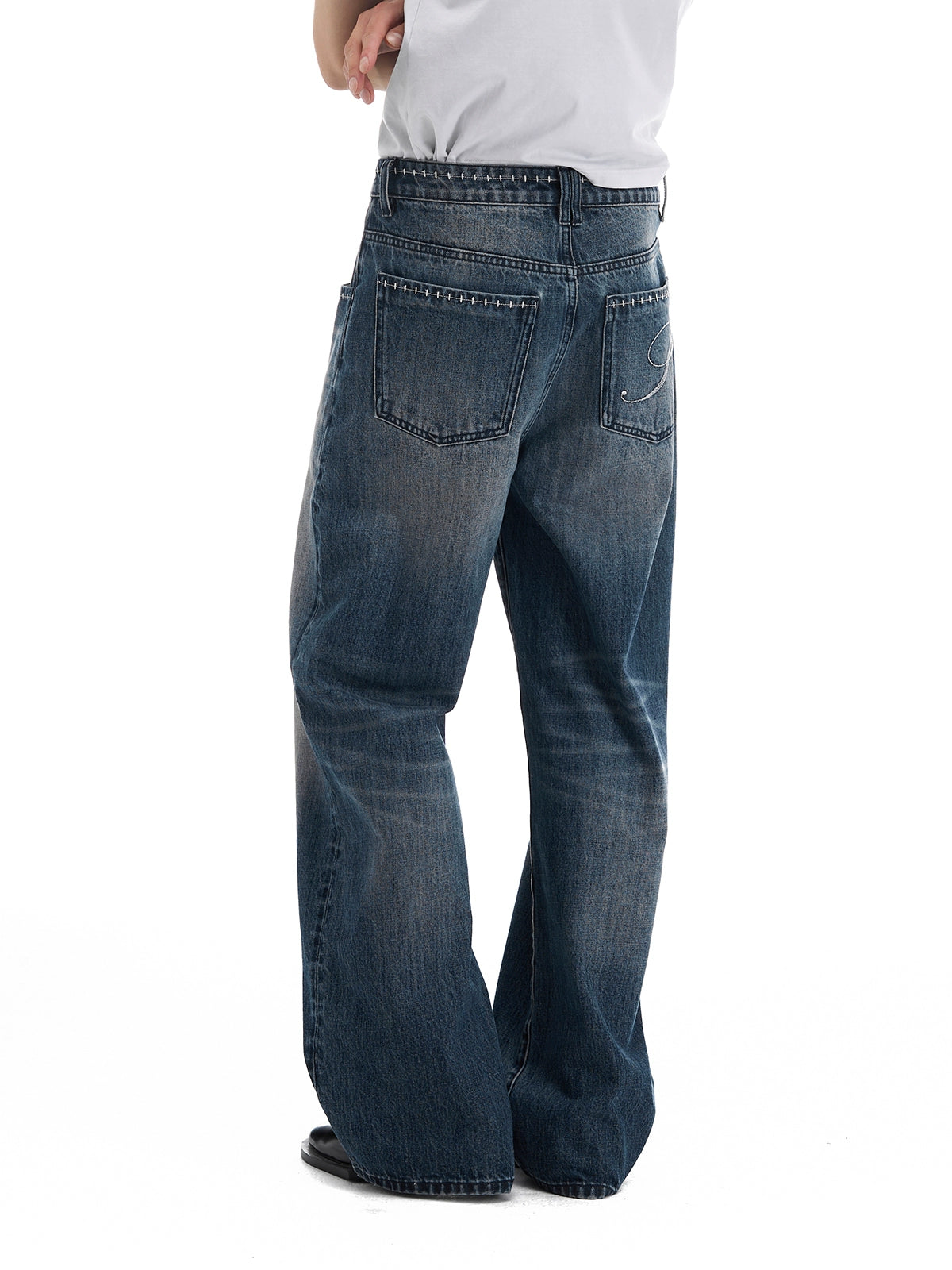 Heavy Washed Embroidery Jeans