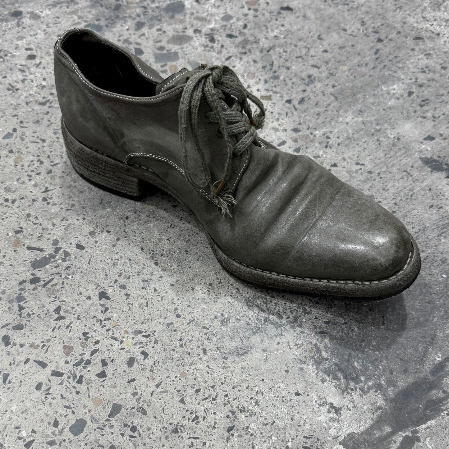 Washed craftsman derby leather shoes
