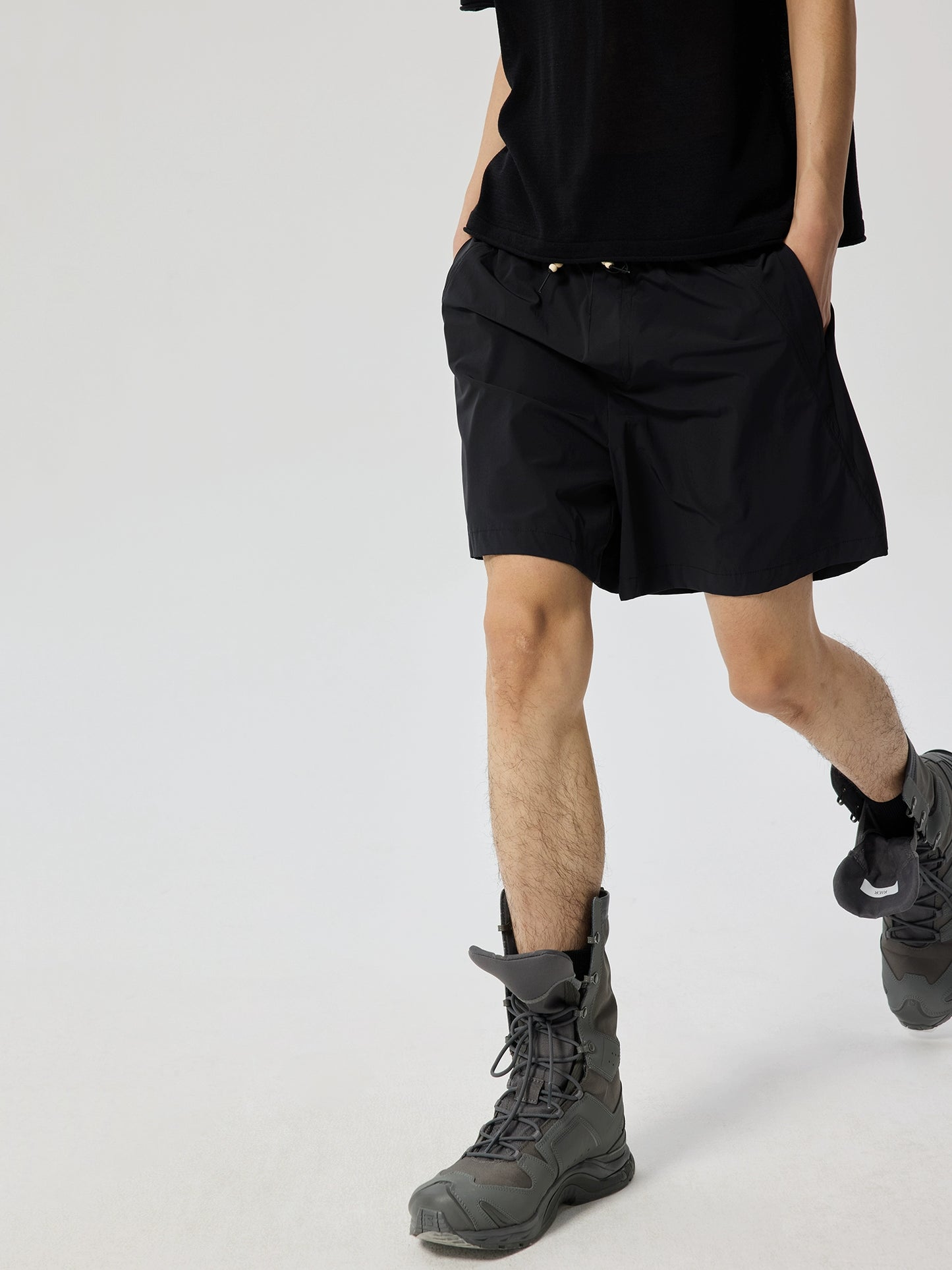 Pleated quick-dry shorts