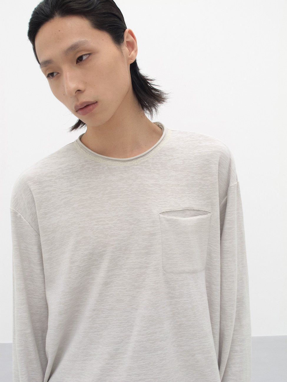 Rolled edge base long sleeves