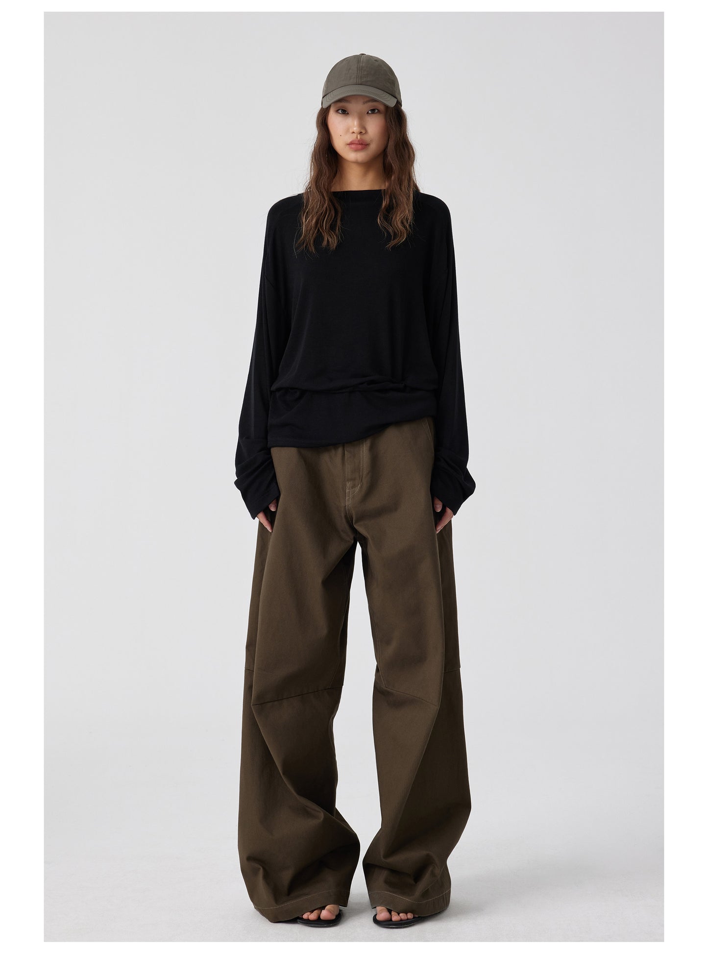 Straight Neck long-sleeved T-shirt