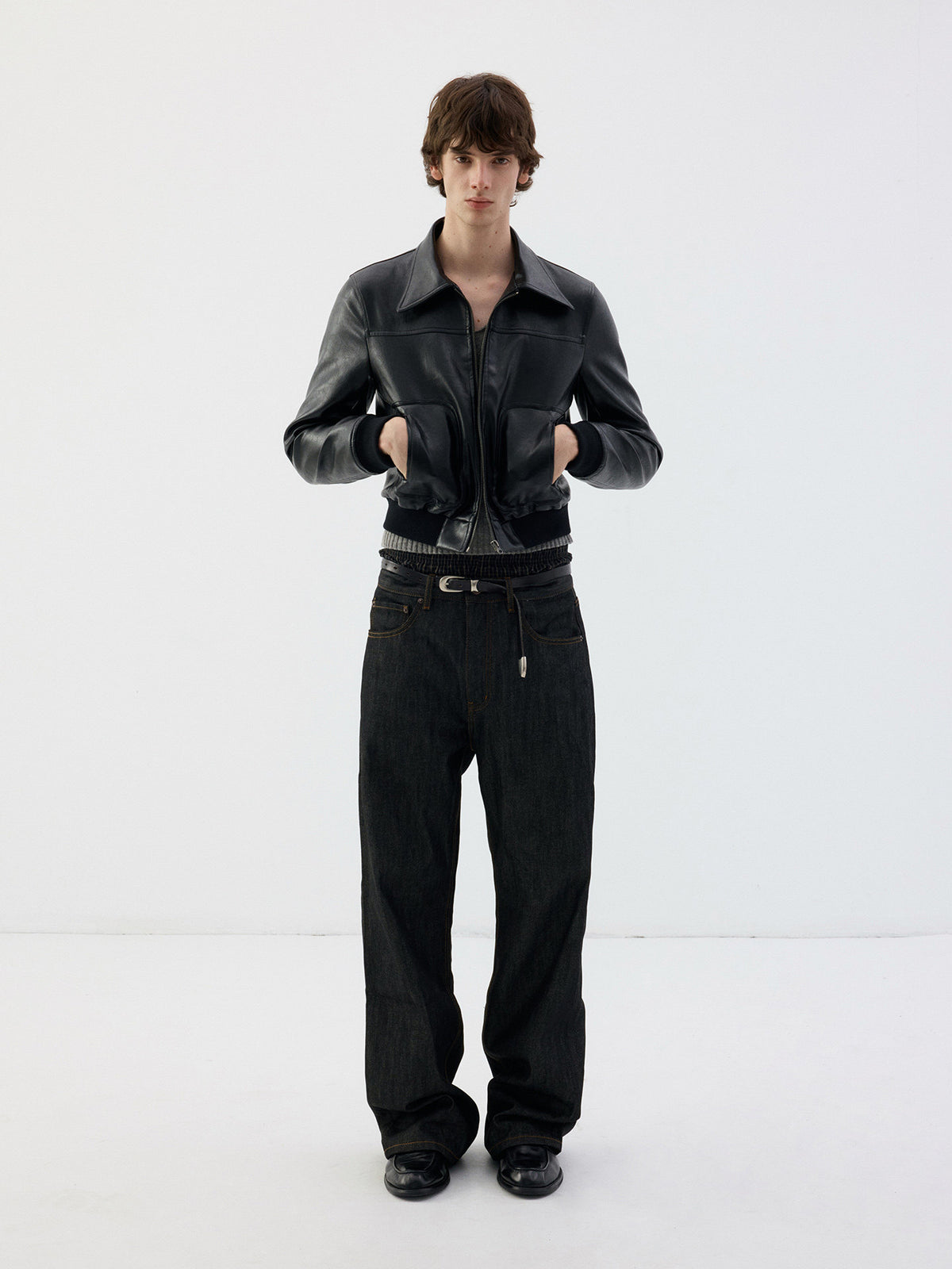 Vintage black short skinny zipper leather jacket