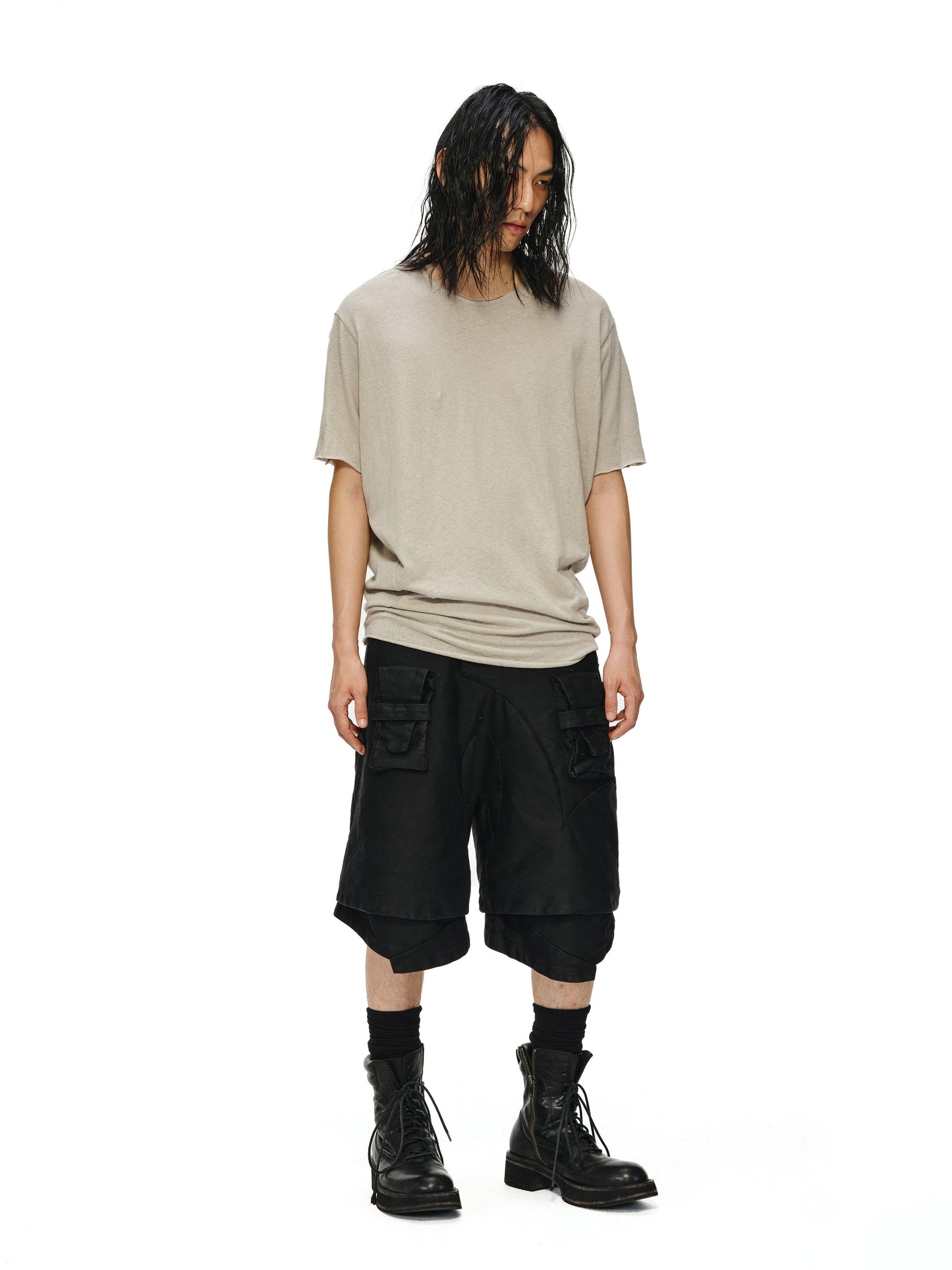 Swathe Pocket Double Layered Hem Shorts