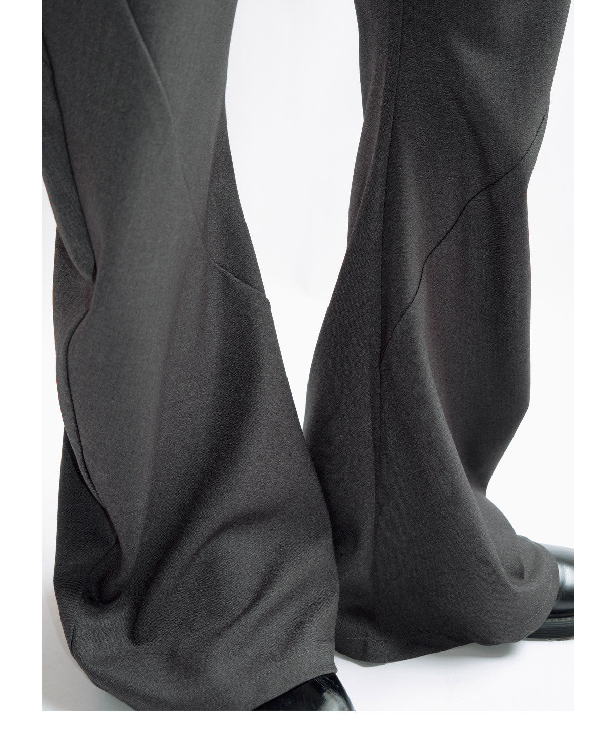 curved 3D structure knife trouser