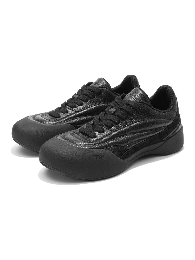 Cowhide Curve Stray Shoes