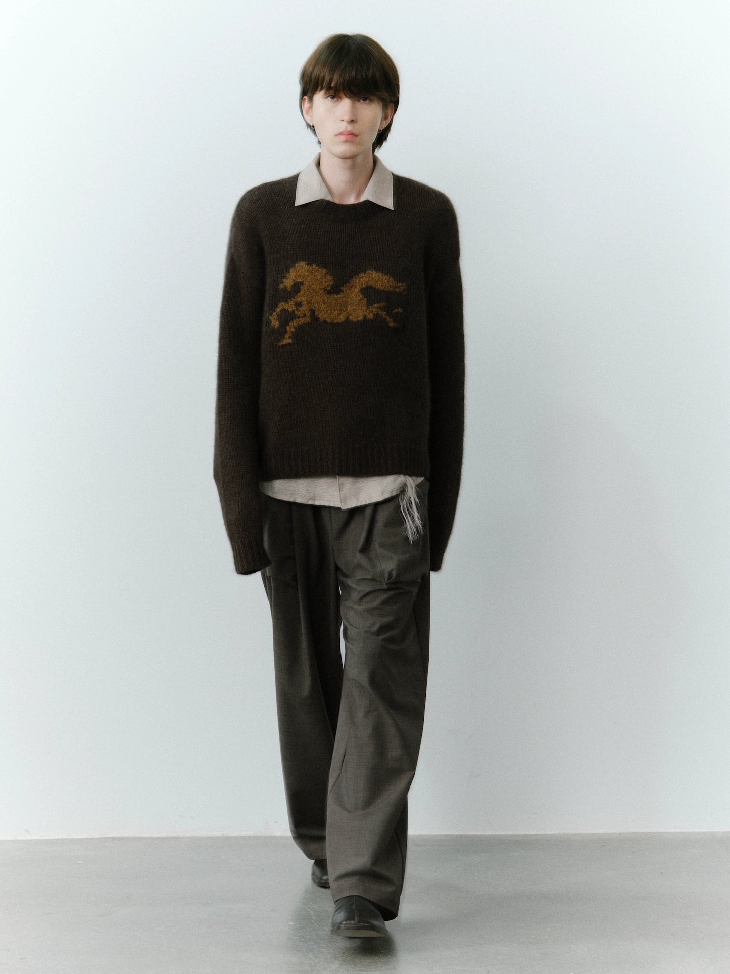 Cunky Stitch Pony Crew neck Knit