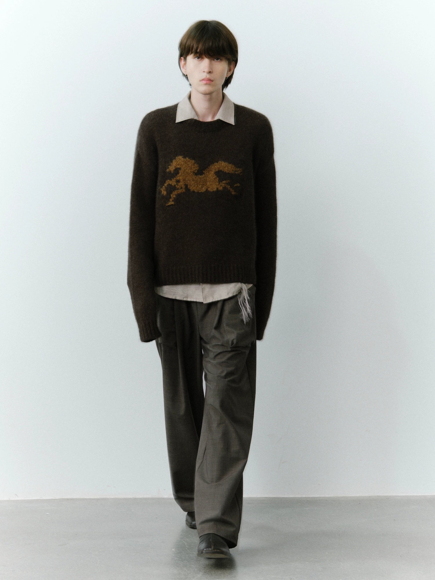 Cunky Stitch Pony Crew neck Knit