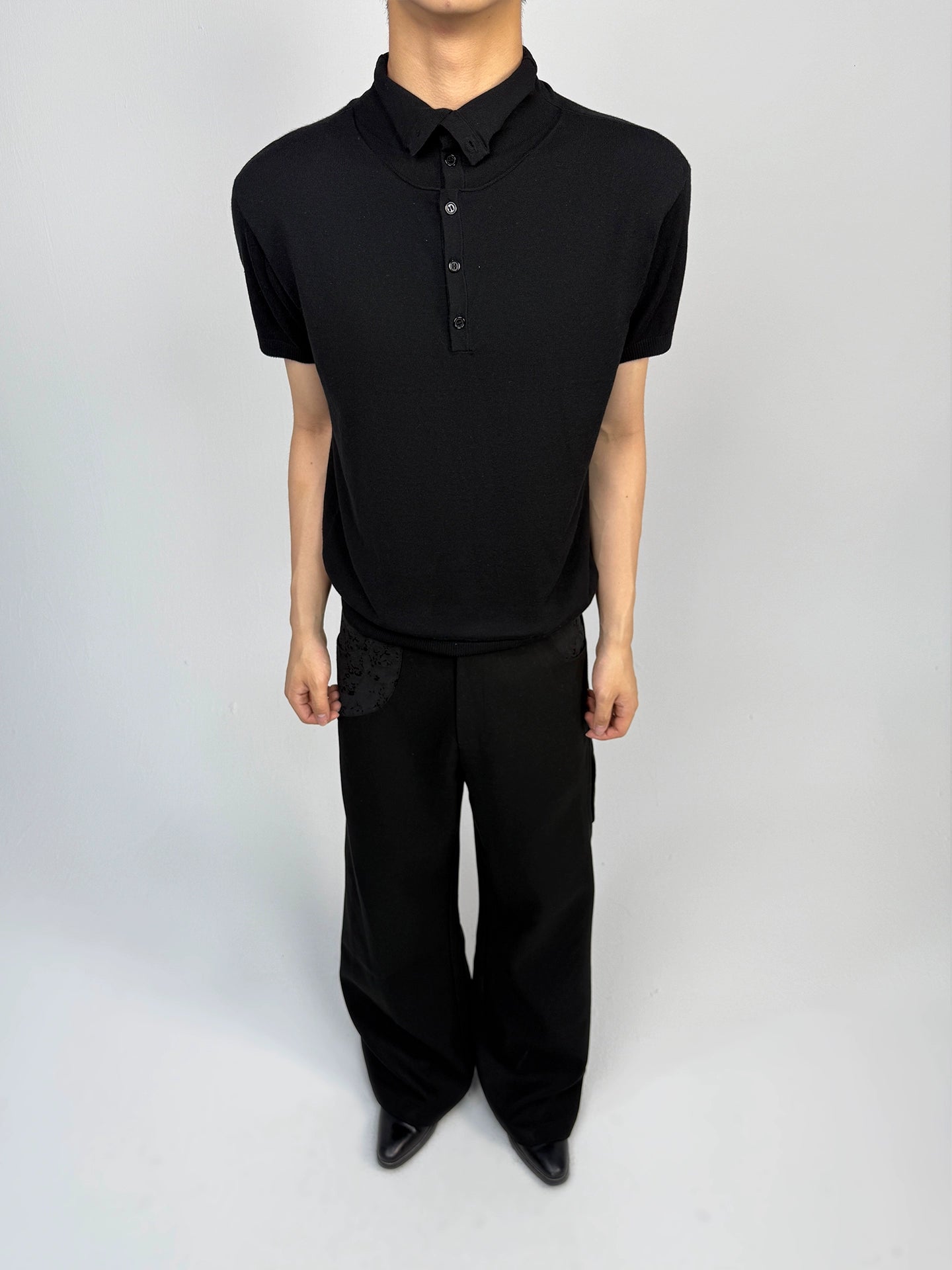 "Accumulation" layered collar Short Sleeve T-Shirt