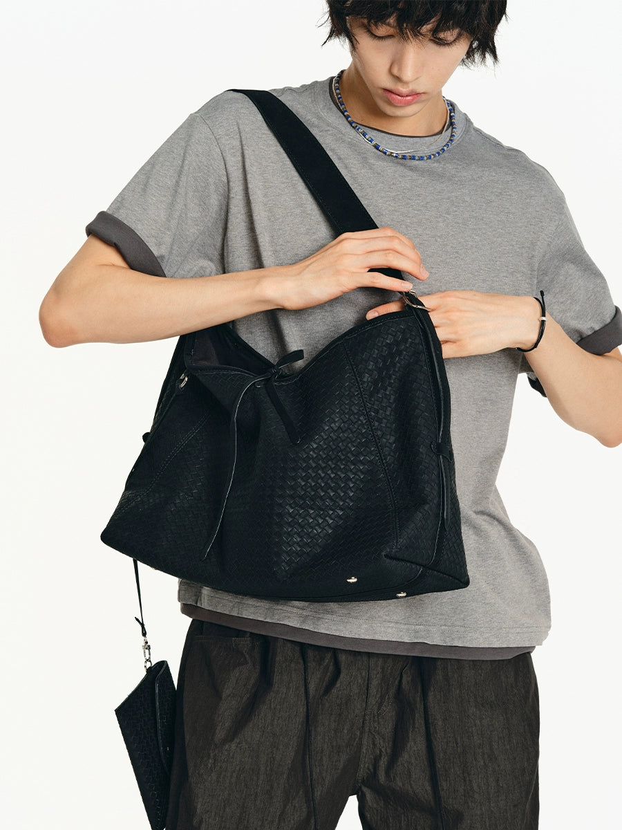 SMOKY EMBOSSED SHOULDER BAG
