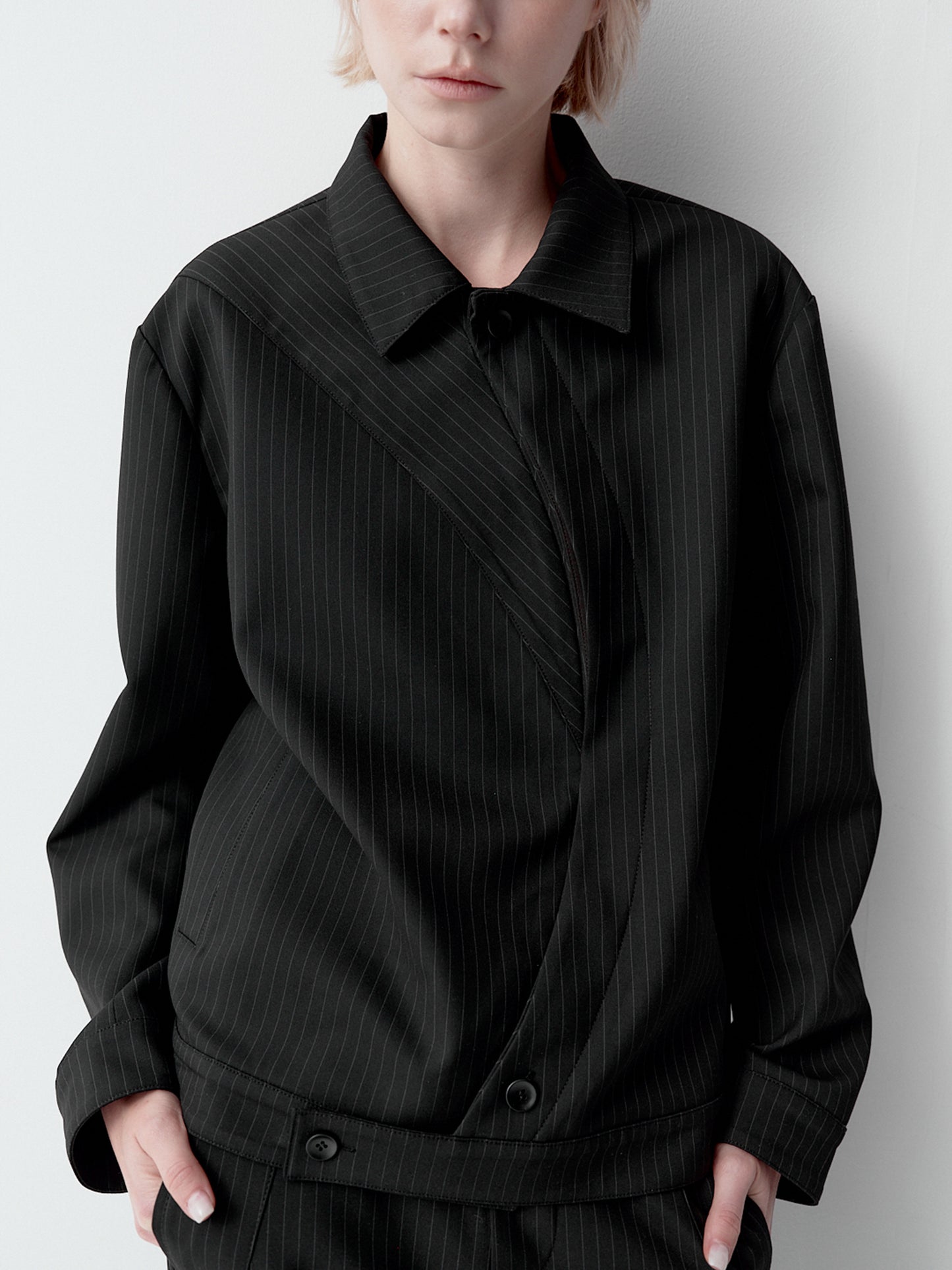 Curved placket striped jacket