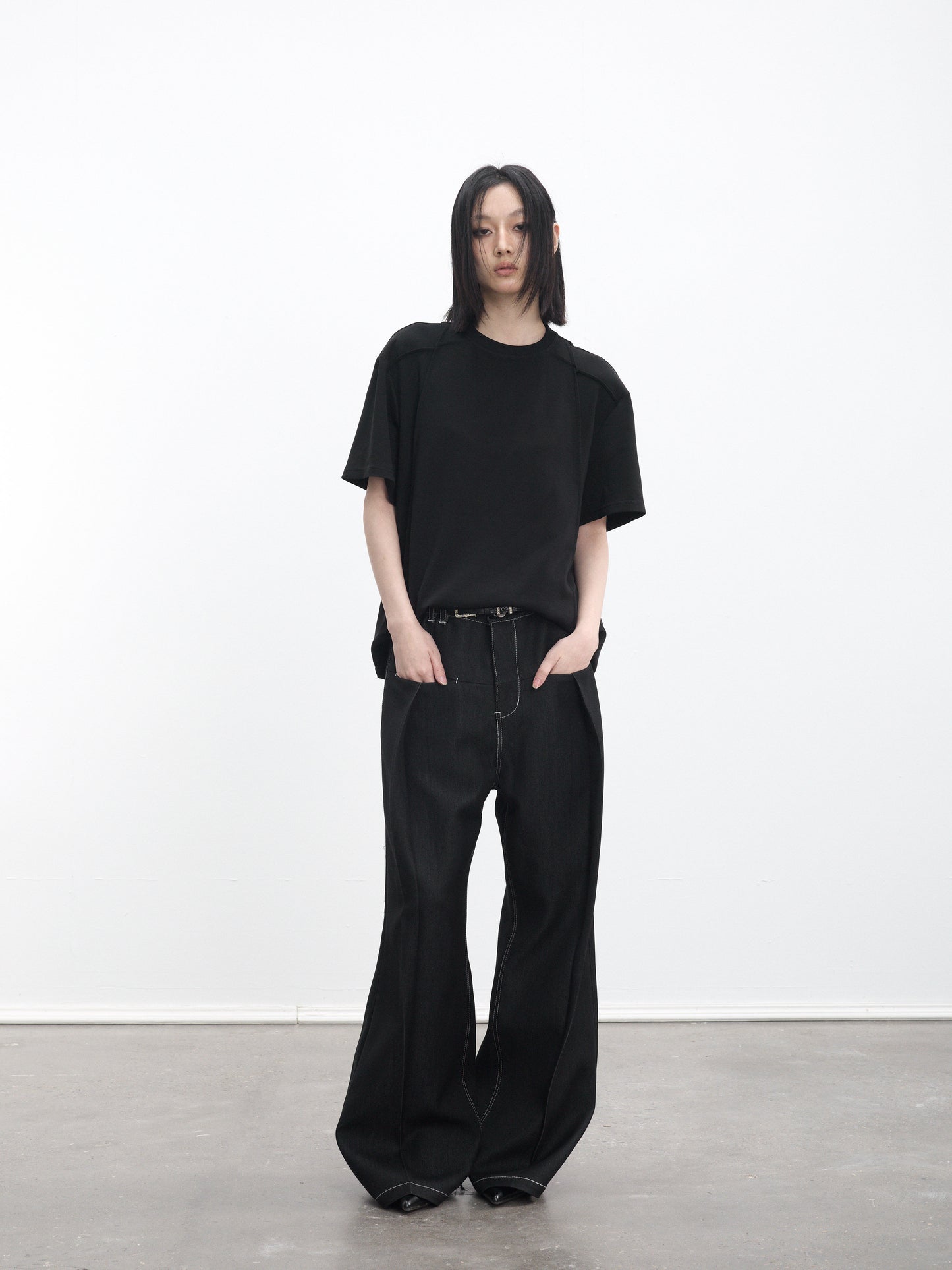 Structure division short sleeve t-shirt