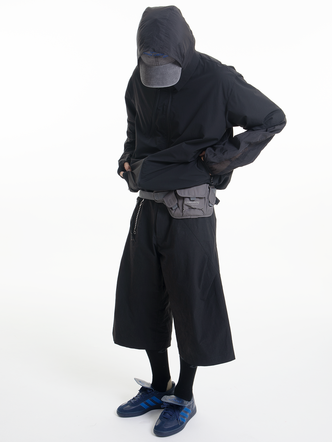 Loose Fit Cropped Trouser