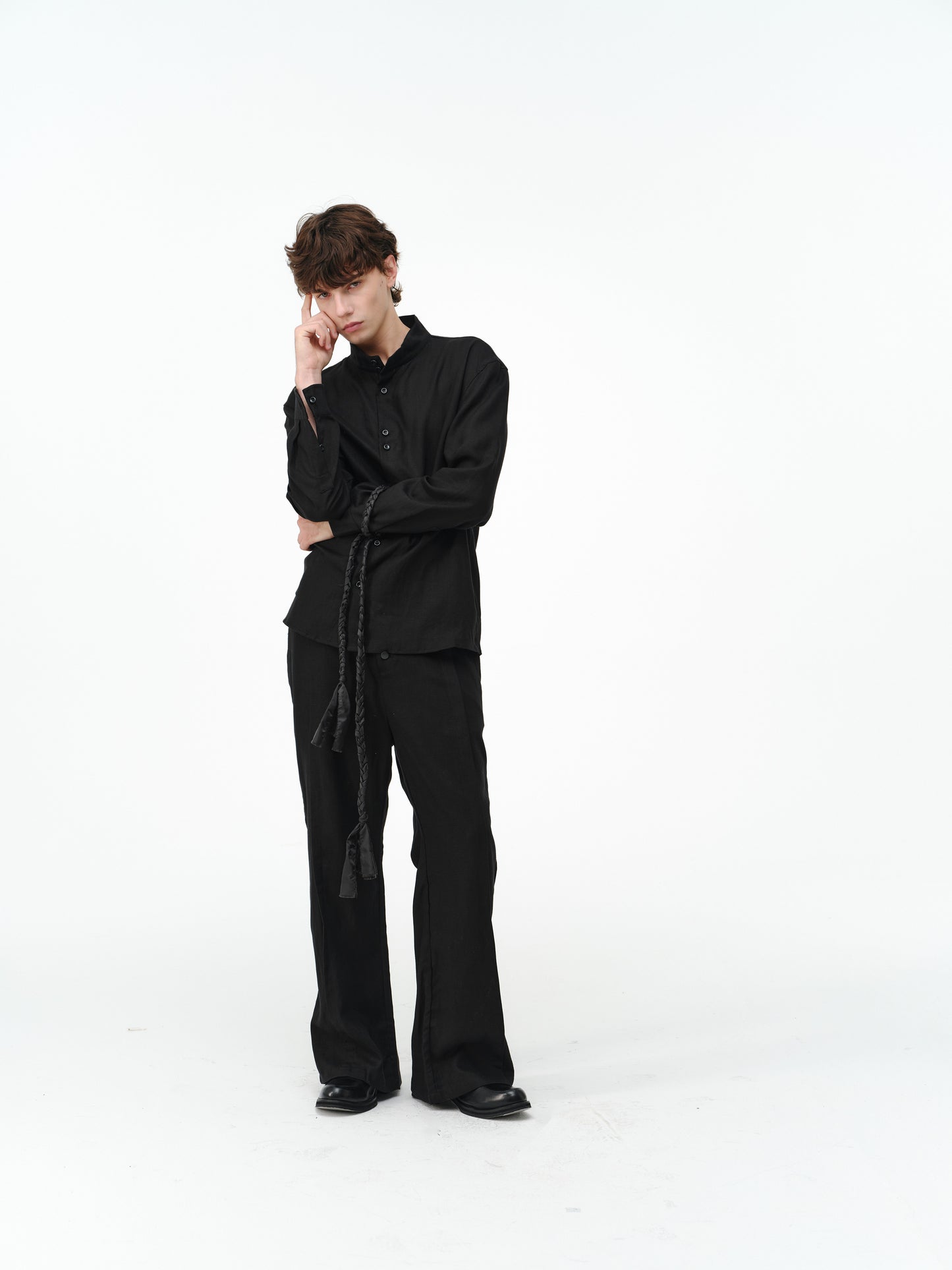 Vertical pleats draped trousers